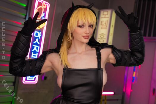 Full leaked Tniwecosplay page private onlyfans photo
