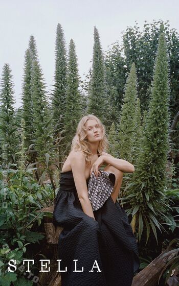 Full leaked Toni garrn page private onlyfans photo