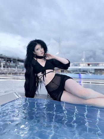 Full leaked Tontsacura private onlyfans photo