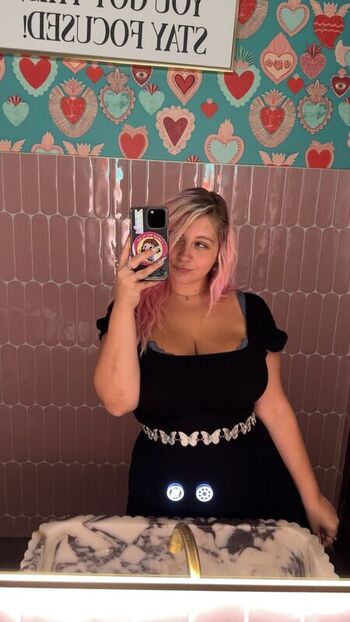 Full leaked Tooldcat private onlyfans photo