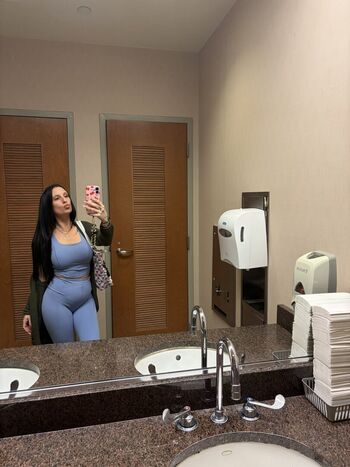 Full leaked Toodlesgalorexo private onlyfans photo