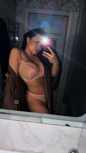 Full leaked Tosya private onlyfans photo