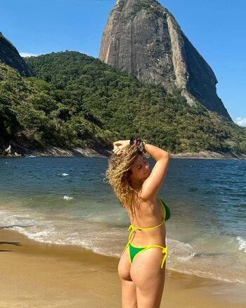 Full leaked Travelingwithtals private onlyfans photo