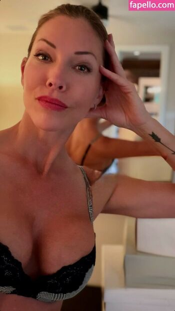 Tricia Helfer