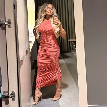Full leaked Trish stratus page private onlyfans photo