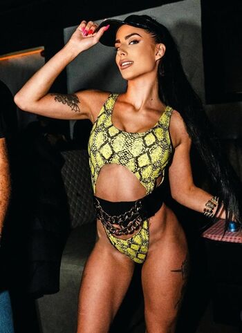 Full leaked Trixie babe vip private onlyfans photo