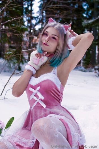 Trixy Blue