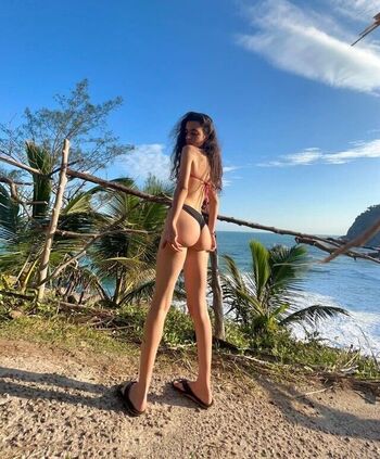 Full leaked L dolezal/ private onlyfans photo