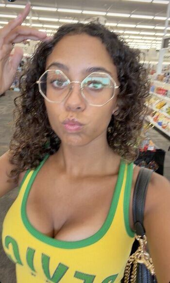 Full leaked Ttahlula private onlyfans photo