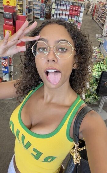 Full leaked Ttahlula private onlyfans photo