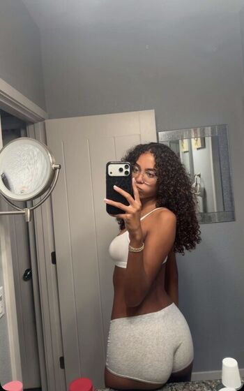 Full leaked Ttahlula page private onlyfans photo