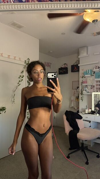 Full leaked Ttahlula page private onlyfans photo