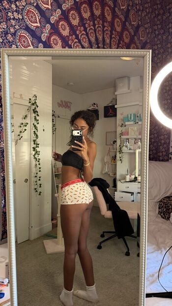 Full leaked Ttahlula page private onlyfans photo