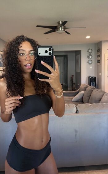 Full leaked Ttahlula private onlyfans photo