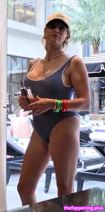 Tttenley / tenneraj Çıplak OnlyFans Fotoğrafı #8