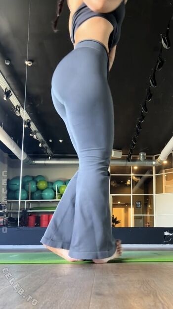 Full leaked Tuelin private onlyfans photo