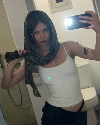 Full leaked Tui caro lister private onlyfans photo