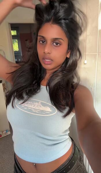 Full leaked Tulsi private onlyfans photo