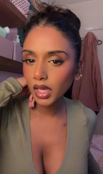 Full leaked Tulsi private onlyfans photo