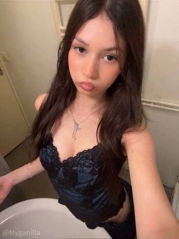 Full leaked Turkish girls private onlyfans photo