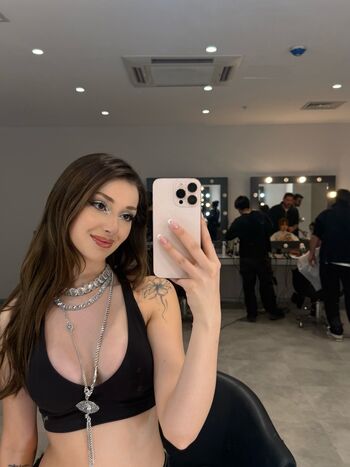 Full leaked Turkish girls private onlyfans photo