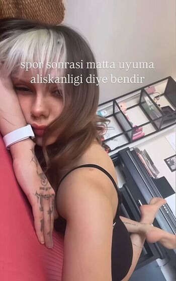 Full leaked Turkish girls page private onlyfans photo