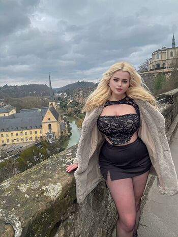 Full leaked Turkish girls private onlyfans photo