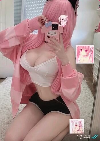 Full leaked Turkish girls page private onlyfans photo