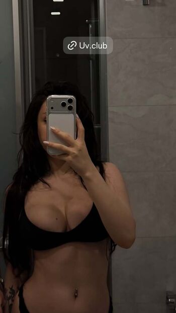 Full leaked Turkish girls private onlyfans photo