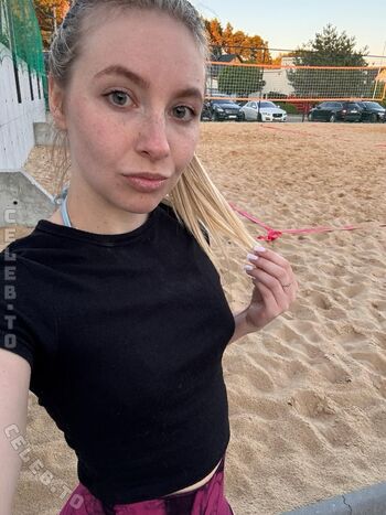Full leaked Tutti fruity private onlyfans photo