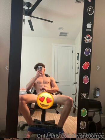 Full leaked Twentoofree private onlyfans photo