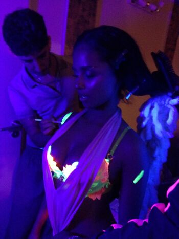 Full leaked Tyla page private onlyfans photo