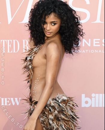 Full leaked Tylaofficial private onlyfans photo