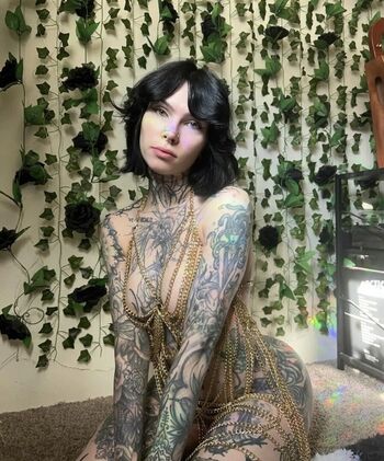 Full leaked Tyniquewebster private onlyfans photo