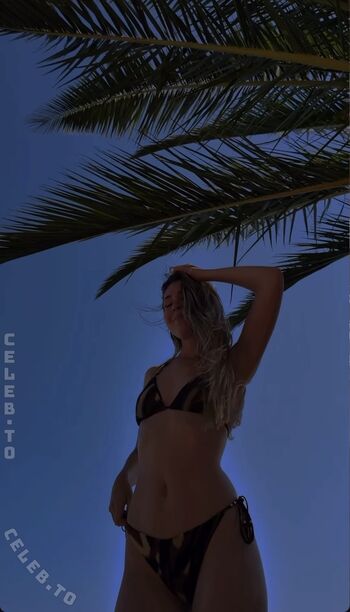 Full leaked Typisch kassii private onlyfans photo