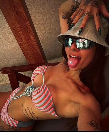 Full leaked Uki q private onlyfans photo