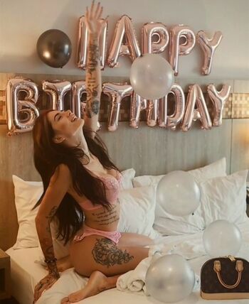 Full leaked Uki q private onlyfans photo