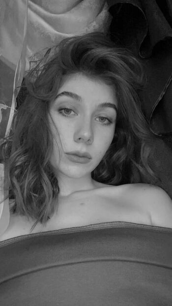 Full leaked Ukrainian girls private onlyfans photo