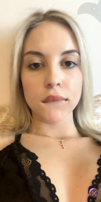 Full leaked Ukrainian girls private onlyfans photo
