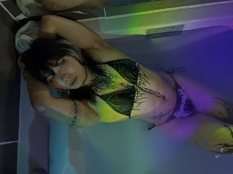Full leaked Um ashually private onlyfans photo