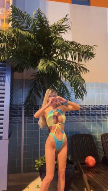 Full leaked Uma cholak private onlyfans photo