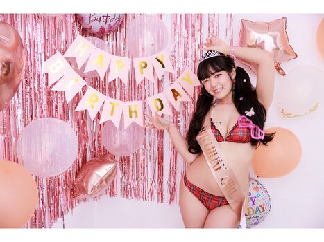 Full leaked Umi shinonome page private onlyfans photo