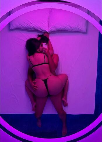 Full leaked Umikoumii private onlyfans photo