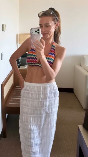 Full leaked Una healy private onlyfans photo