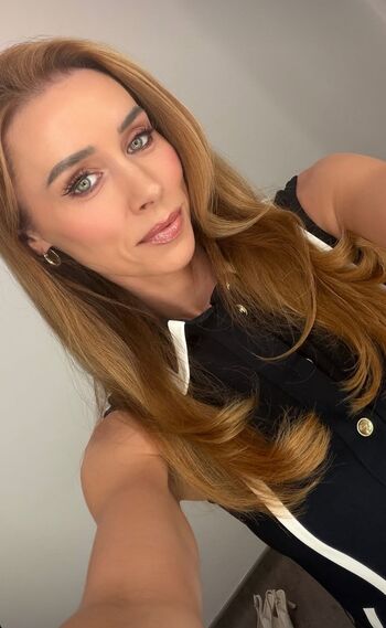 Full leaked Una healy private onlyfans photo