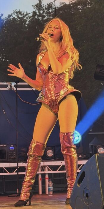 Full leaked Una healy private onlyfans photo