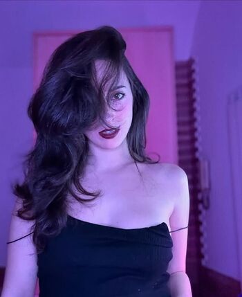 Full leaked Unasemplicefra page private onlyfans photo