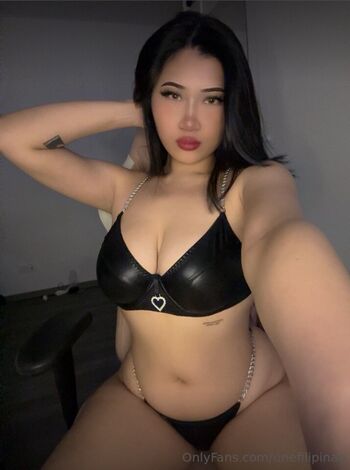 Full leaked Unefilipina private onlyfans photo