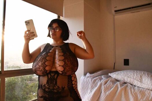 unoresident1191k / Daniela Pereira