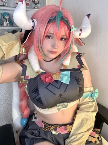 Full leaked Upminaa  page private onlyfans photo